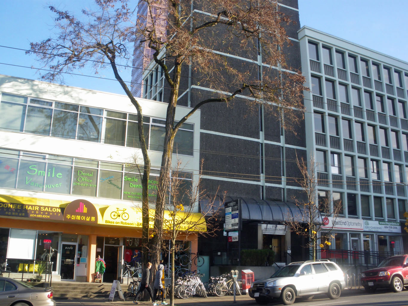 1525 Robson Street